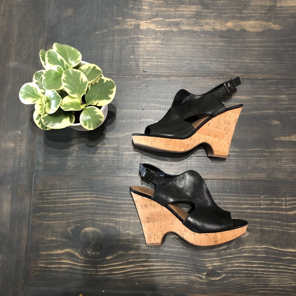 ✨ Franco Sarto Leather slingback wedges 8.5